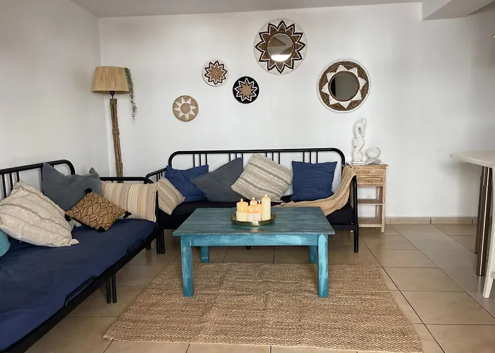 Port Royal Apartments, Heated Pool, Speed Wifi, Terrace Appartement