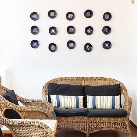 Port Royal Apartments, Heated Pool, Speed Wifi, Terrace