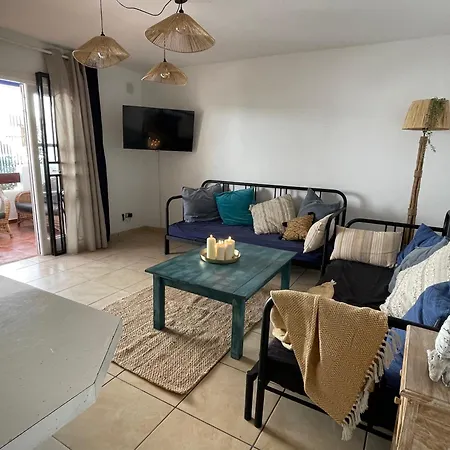 شقة Port Royal Apartments, Heated Pool, Speed Wifi, Terrace *
